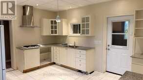 21 HENRY STREET | Cambridge Ontario | Slide Image Nine