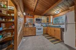 101 ROBINSON ROAD | Magnetawan Ontario | Slide Image Fourteen