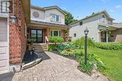 729 WOODHILL DRIVE | Fergus Ontario | Slide Image Three