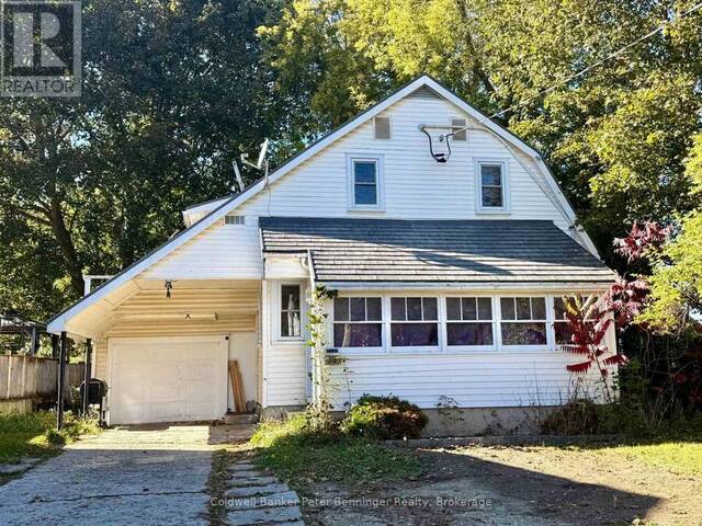 315 MCNAB STREET Walkerton Ontario, N0G 2V0 - 3 Bedrooms Home For Sale