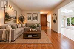 9 VINE CRESCENT | Barrie Ontario | Slide Image Sixteen