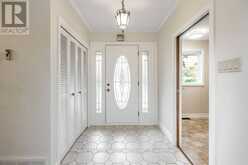 9 VINE CRESCENT | Barrie Ontario | Slide Image Three