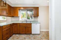 9 VINE CRESCENT | Barrie Ontario | Slide Image Seven