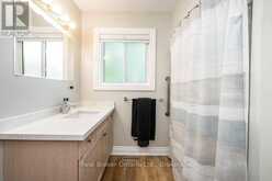 22 BURTON CRESCENT | Elmvale Ontario | Slide Image Thirteen