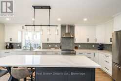 22 BURTON CRESCENT | Elmvale Ontario | Slide Image Eight