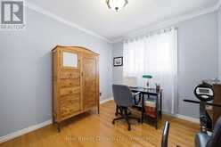 22 MOUNTFORD DRIVE | Guelph Ontario | Slide Image Nineteen