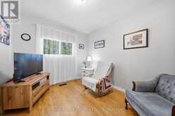 22 MOUNTFORD DRIVE | Guelph Ontario | Slide Image Twenty-two