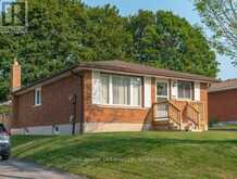 22 MOUNTFORD DRIVE | Guelph Ontario | Slide Image Three