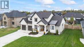 956 BOGDANOVIC WAY | Kincardine Ontario | Slide Image Two