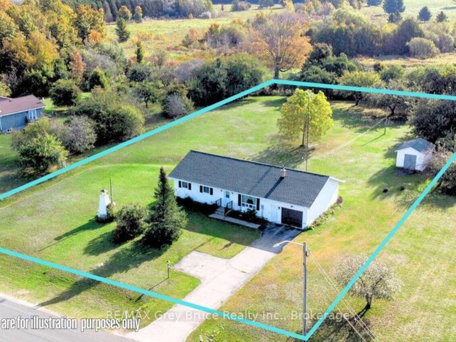 26 MAPLE GOLF CRESCENT, Tobermory, Ontario N0H 2R0