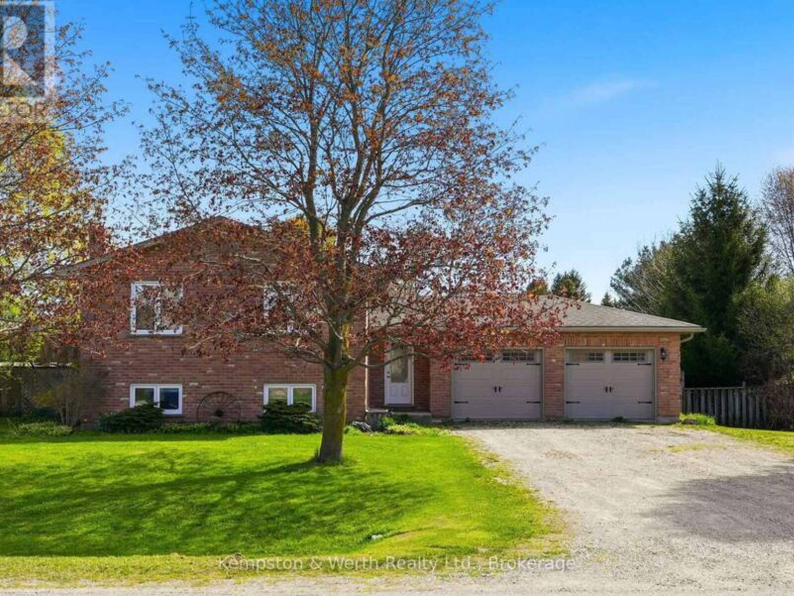 24 JORDAN DRIVE, North Huron, Ontario N0G 1E0