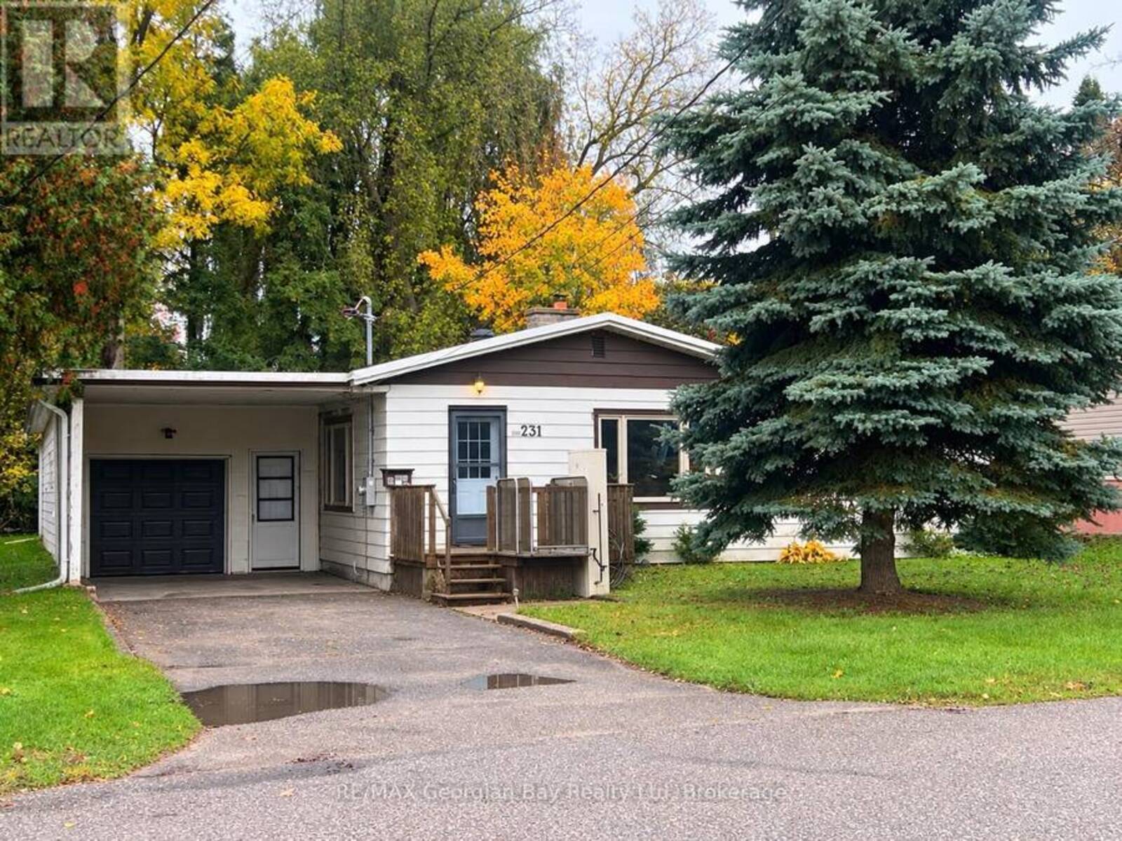 231 BARNETT AVENUE, Midland, Ontario L4R 1N2