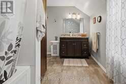 42123 AMBERLEY ROAD | Huron East Ontario | Slide Image Thirty-five