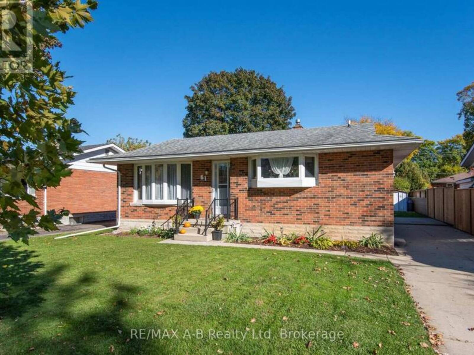 61 MC DONALD STREET, Stratford, Ontario N5A 4W4