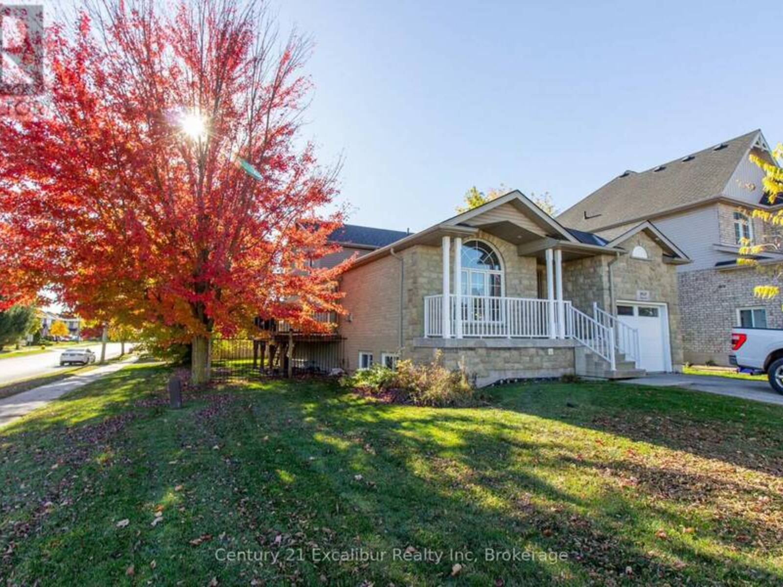 900 GZOWSKI STREET, Fergus, Ontario N1M 3V9