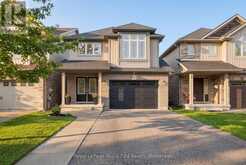 558 STARWOOD DRIVE | Guelph Ontario | Slide Image Four