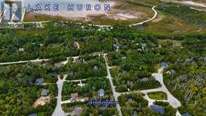 24 FIDDLEHEAD LANE | Georgian Bluffs Ontario | Slide Image Two