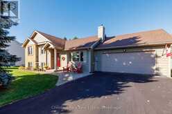 2 WICKENS LANE | Thornbury Ontario | Slide Image Three