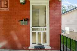 176 STERLING STREET | London Ontario | Slide Image Four