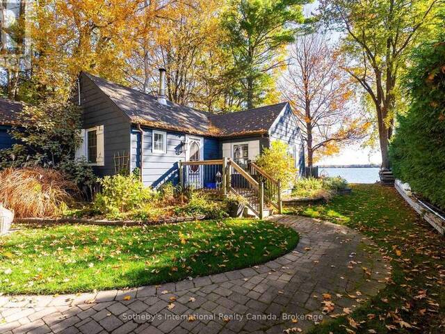 3211 CRESCENT BAY ROAD Washago Ontario, L0K 2B0 - 3 Bedrooms Waterfront Home For sale