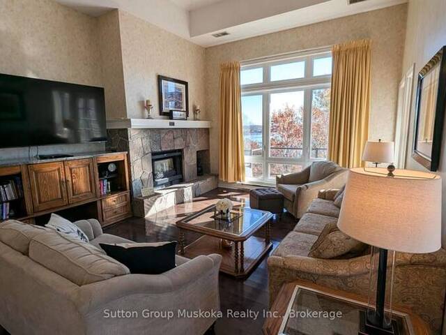302 - 19 OAKRIDGE - DEERHURST DRIVE Huntsville Ontario, P1H 1A9 - 2 Bedrooms Waterfront Condo For Sale