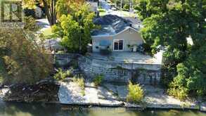 43 THOMAS STREET | St. Marys Ontario | Slide Image Twenty-seven