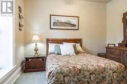 43 THOMAS STREET | St. Marys Ontario | Slide Image Nine