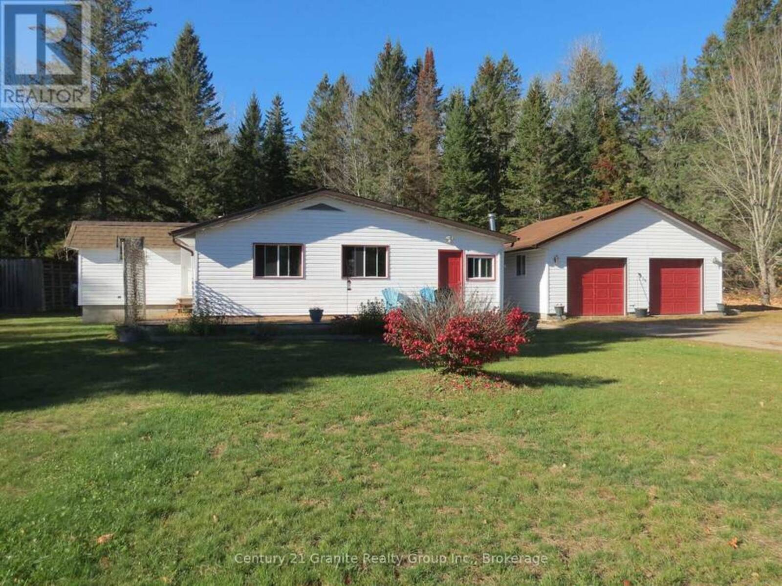 1084 SOUTH ALGONQUIN ROAD, Highlands East, Ontario K0L 1M1