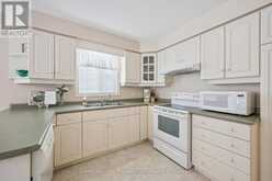 20 BEECHLAWN BOULEVARD | Guelph Ontario | Slide Image Fifteen