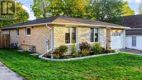23 TRAFALGAR STREET | Goderich Ontario | Slide Image Forty