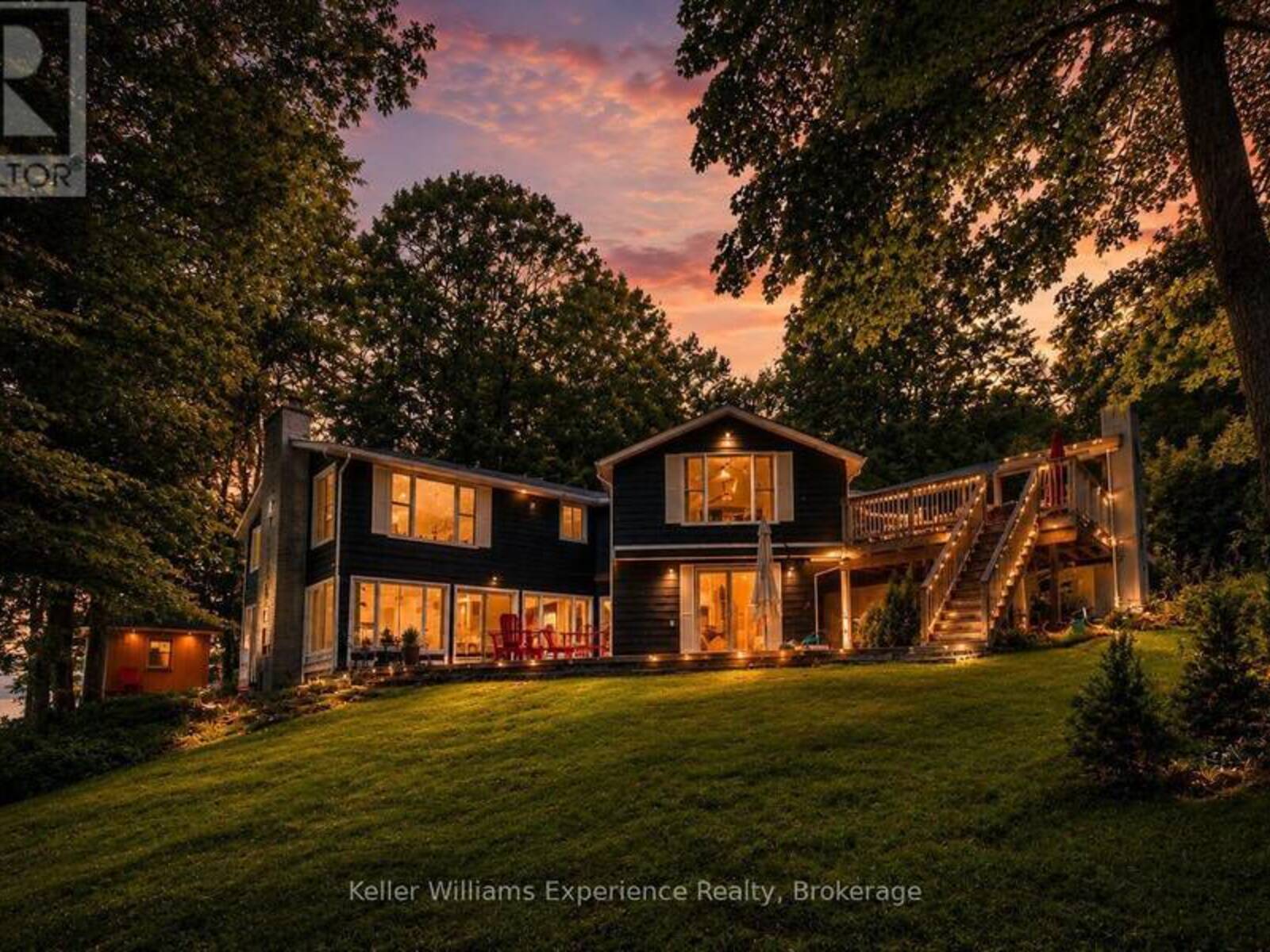 21 LAKEVIEW CRESCENT, Penetanguishene, Ontario L9M 1R2