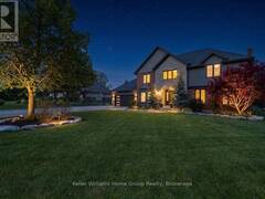 8 STONEFIELD DRIVE Woolwich Ontario, N0B 2V0