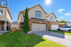 575 THISTLEWOOD DRIVE | London Ontario | Slide Image Two