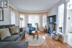 40 MARCHAND DRIVE | Penetanguishene Ontario | Slide Image Four