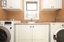 5 FAIRFIELD DRIVE | Stratford Ontario | Slide Image Thirteen