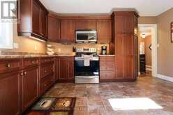 5 FAIRFIELD DRIVE | Stratford Ontario | Slide Image Seventeen