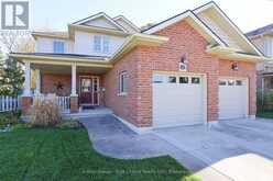 5 FAIRFIELD DRIVE | Stratford Ontario | Slide Image One