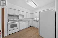 205 - 208 SILVERCREEK PARKWAY N | Guelph Ontario | Slide Image Thirteen