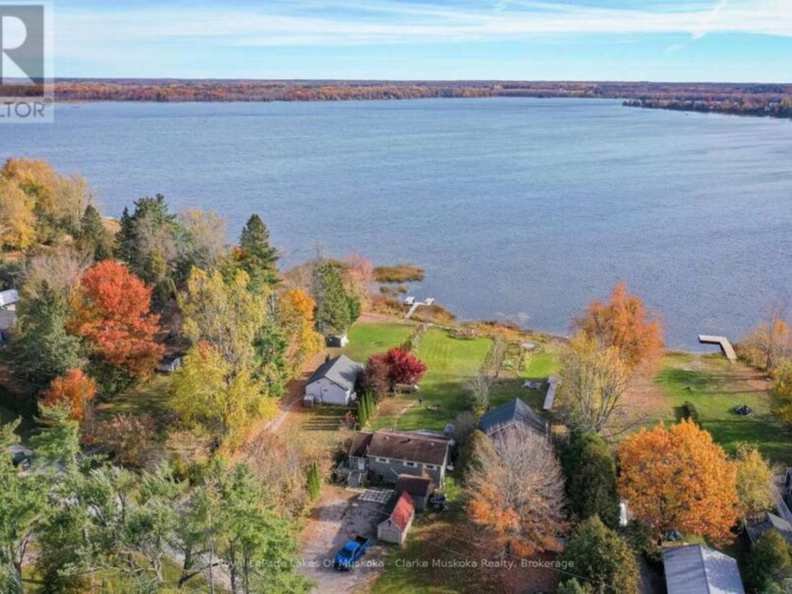 102 FULSOM CRESCENT, Orillia, Ontario L3V 6H5