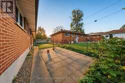 88 SUNNYLEA CRESCENT | Guelph Ontario | Slide Image Seventeen
