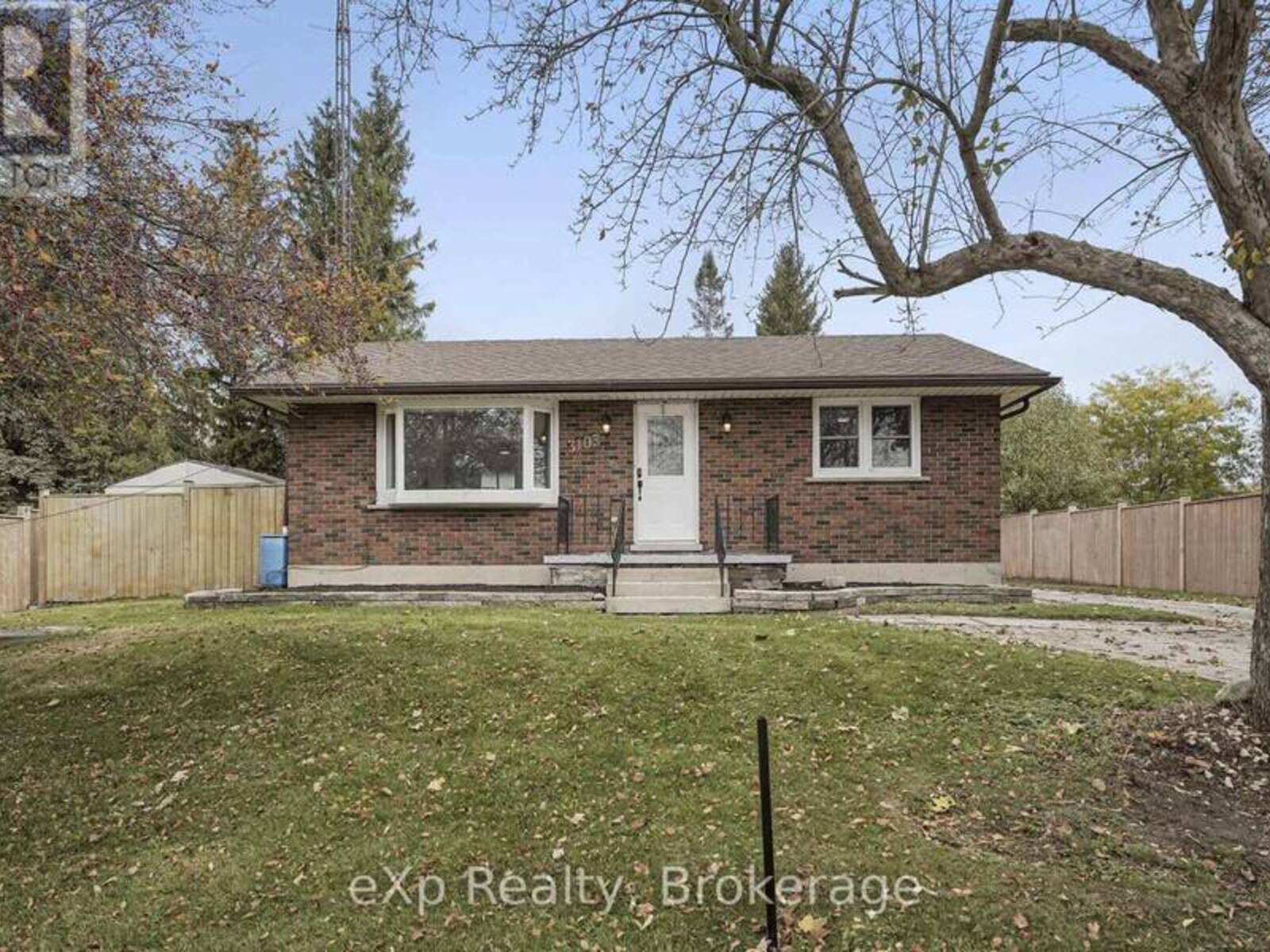 3103 WEST STREET, Howick, Ontario N0G 1V0
