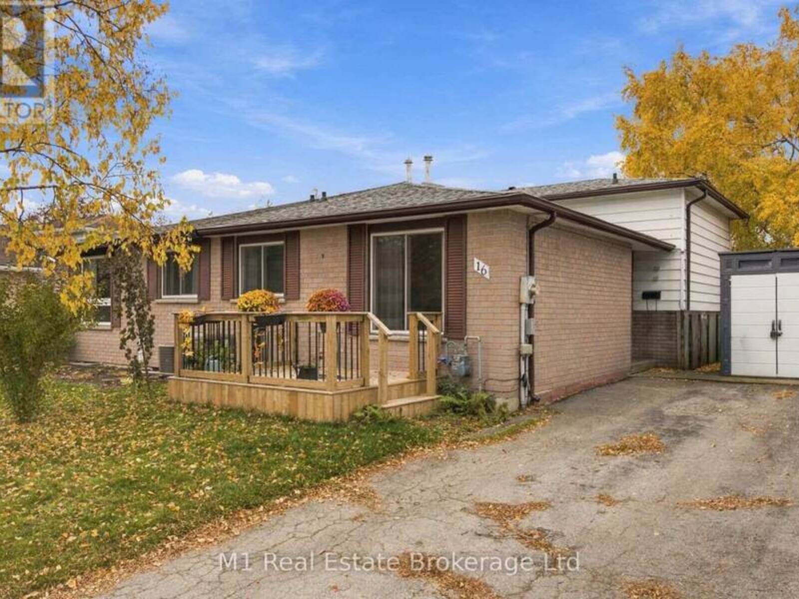 16 ELIOT PLACE, Guelph, Ontario N1E 6J1