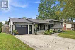 541 OAKVIEW CRESCENT | Mount Forest Ontario | Slide Image Three