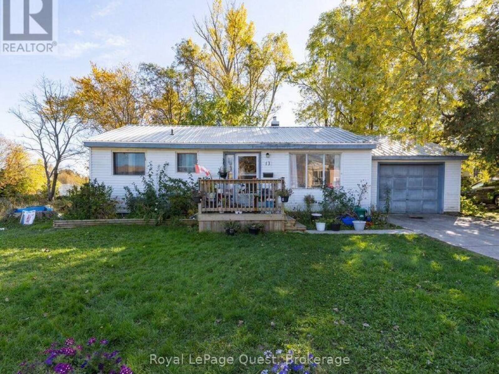 13 GRACE AVENUE, Orillia, Ontario L3V 2K3