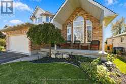 58 PHEASANT RUN DRIVE | Guelph Ontario | Slide Image Six