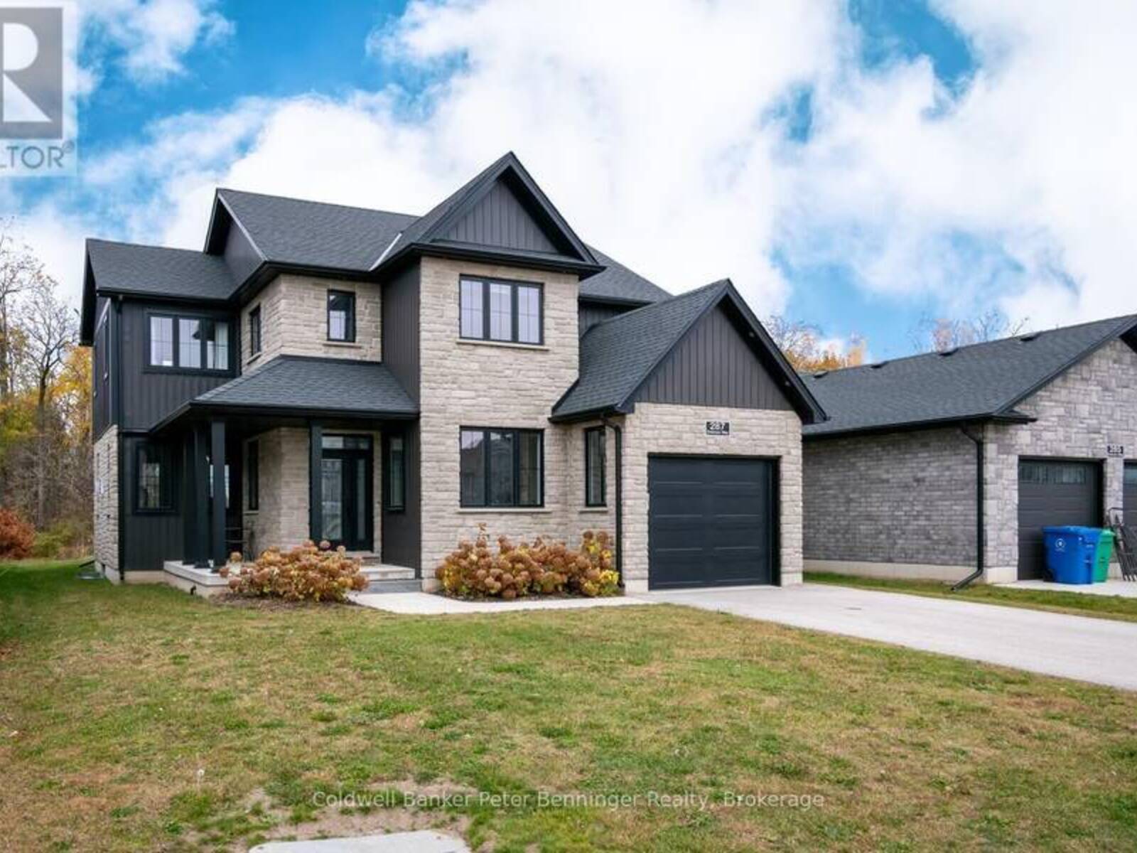 287 EMERSON WAY, Durham, Ontario N0G 1R0