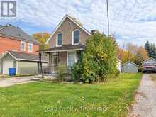 595 8TH AVENUE | Hanover Ontario | Slide Image Three