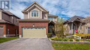 6 WILLIAMS STREET | Collingwood Ontario | Slide Image One