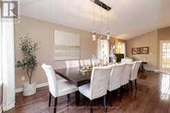 216 LONG DRIVE | Stratford Ontario | Slide Image Eleven