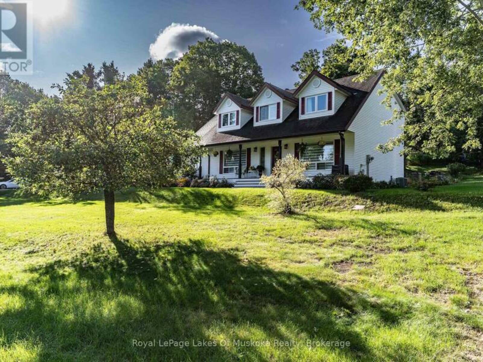 135 DOUGLAS STREET, Gravenhurst, Ontario P1P 1A4